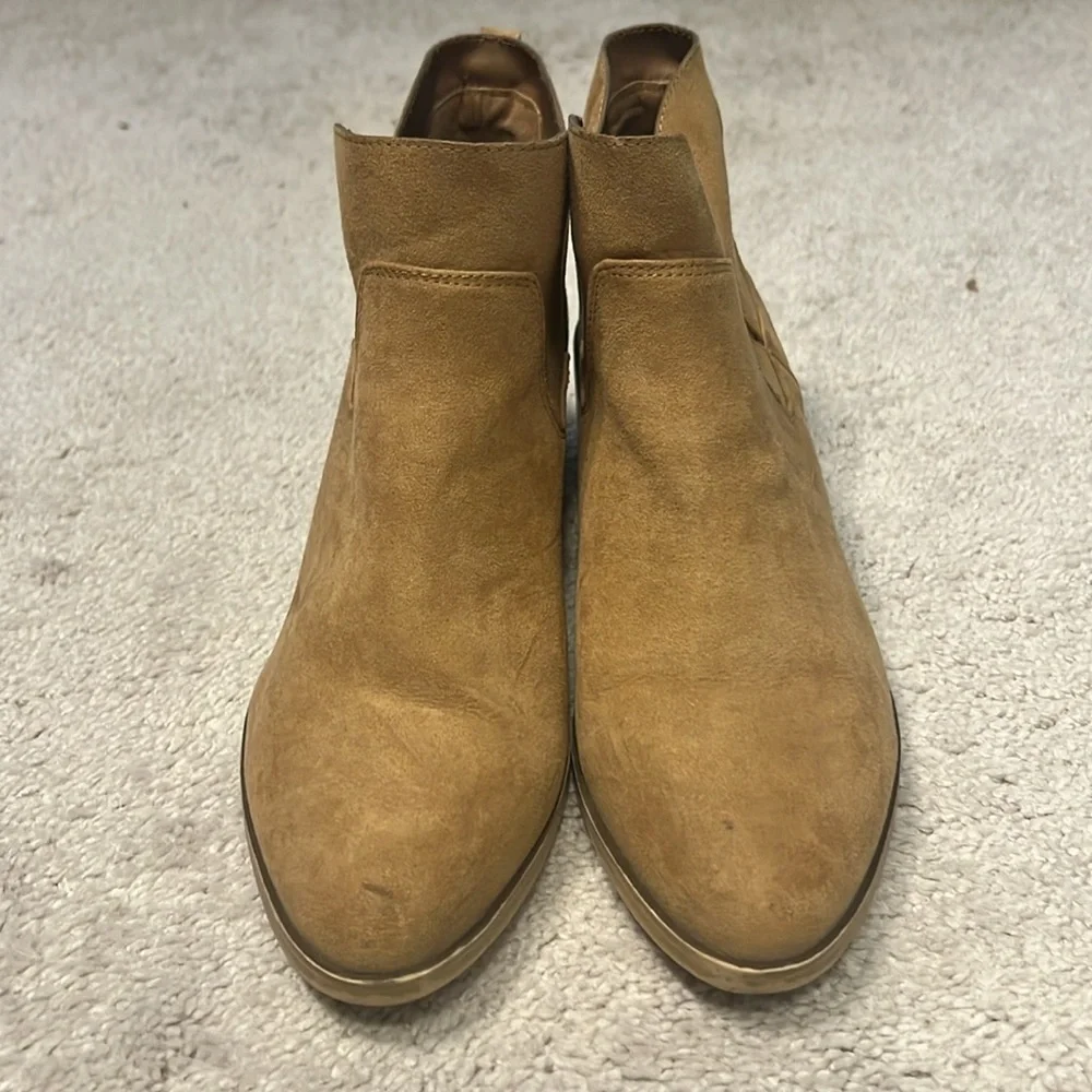Light brown booties - Picture 2 of 3